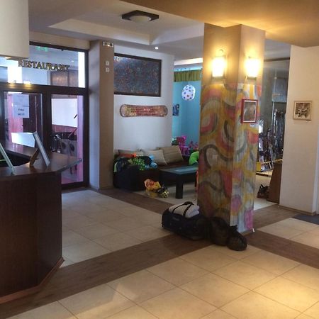 Stenata Huge Ski To Door Apartment Pamporowo Exterior foto