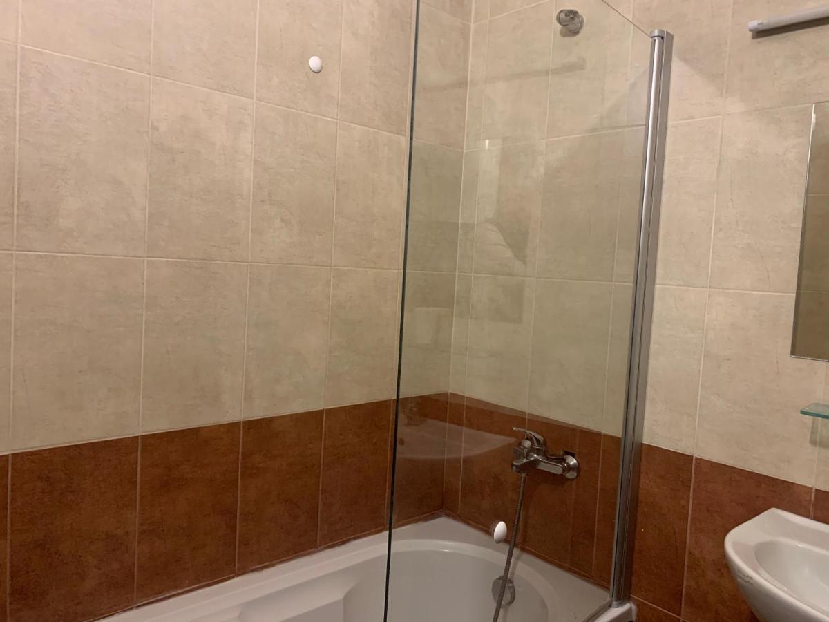 Stenata Huge Ski To Door Apartment Pamporowo Exterior foto