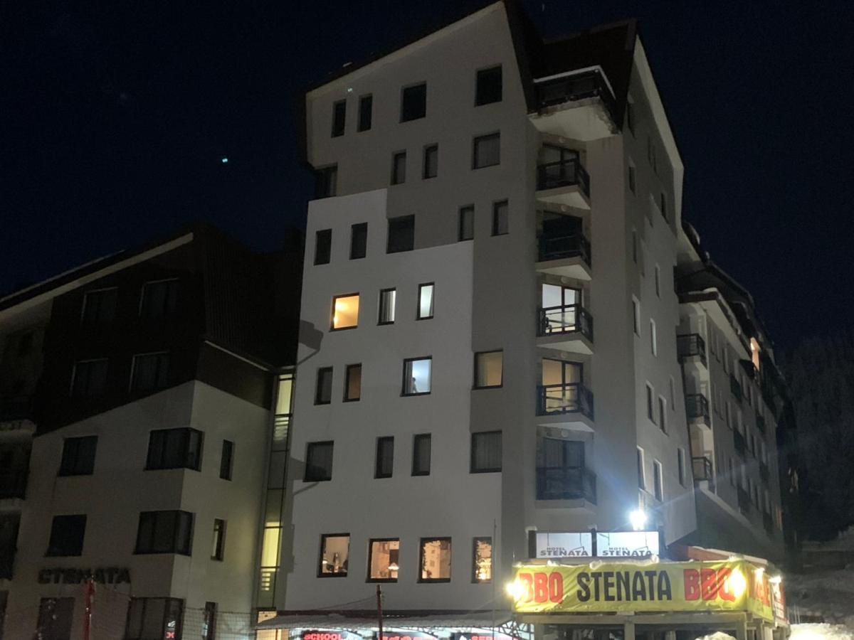 Stenata Huge Ski To Door Apartment Pamporowo Exterior foto
