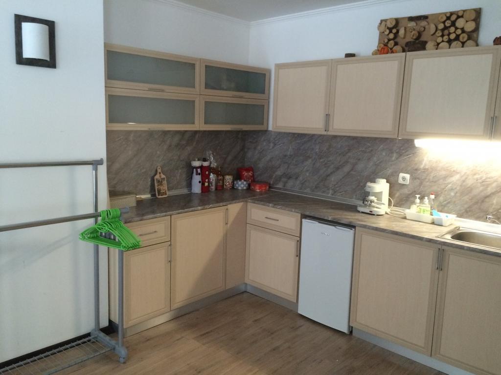 Stenata Huge Ski To Door Apartment Pamporowo Exterior foto